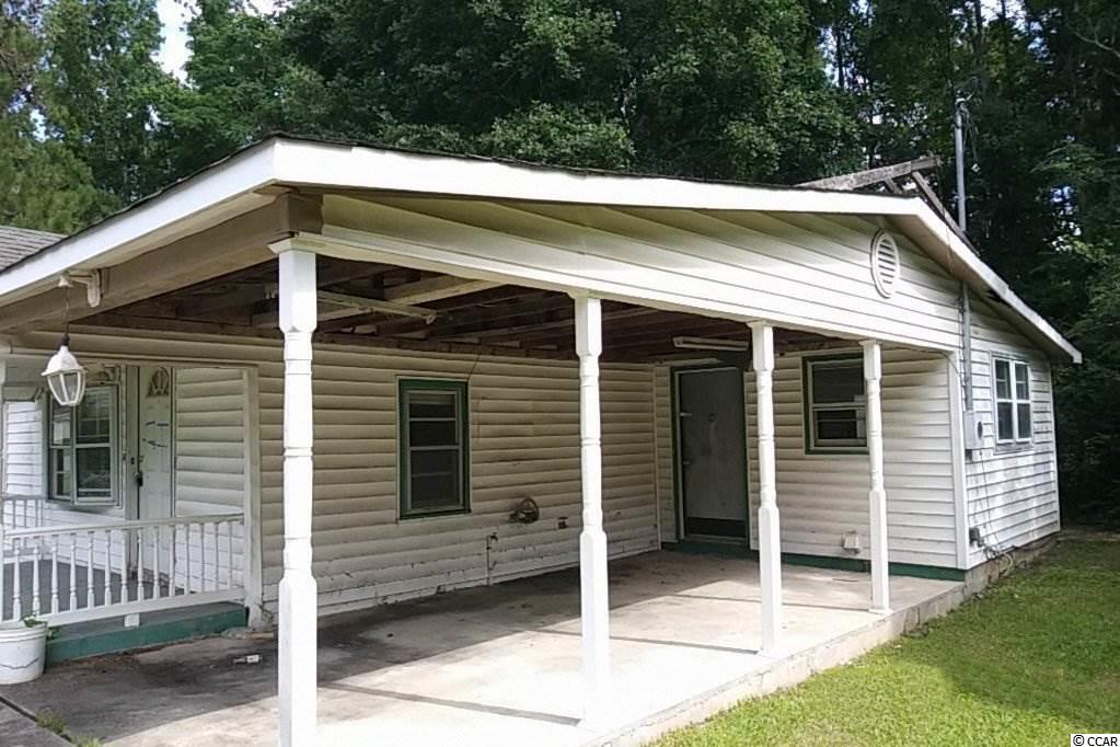 6 Dogwood St., Andrews SC 29510