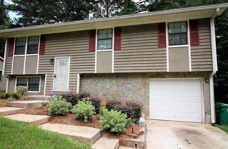 2171 Jonathan Avenue, Lithonia GA 30058 House for Sale in Lithonia, GA