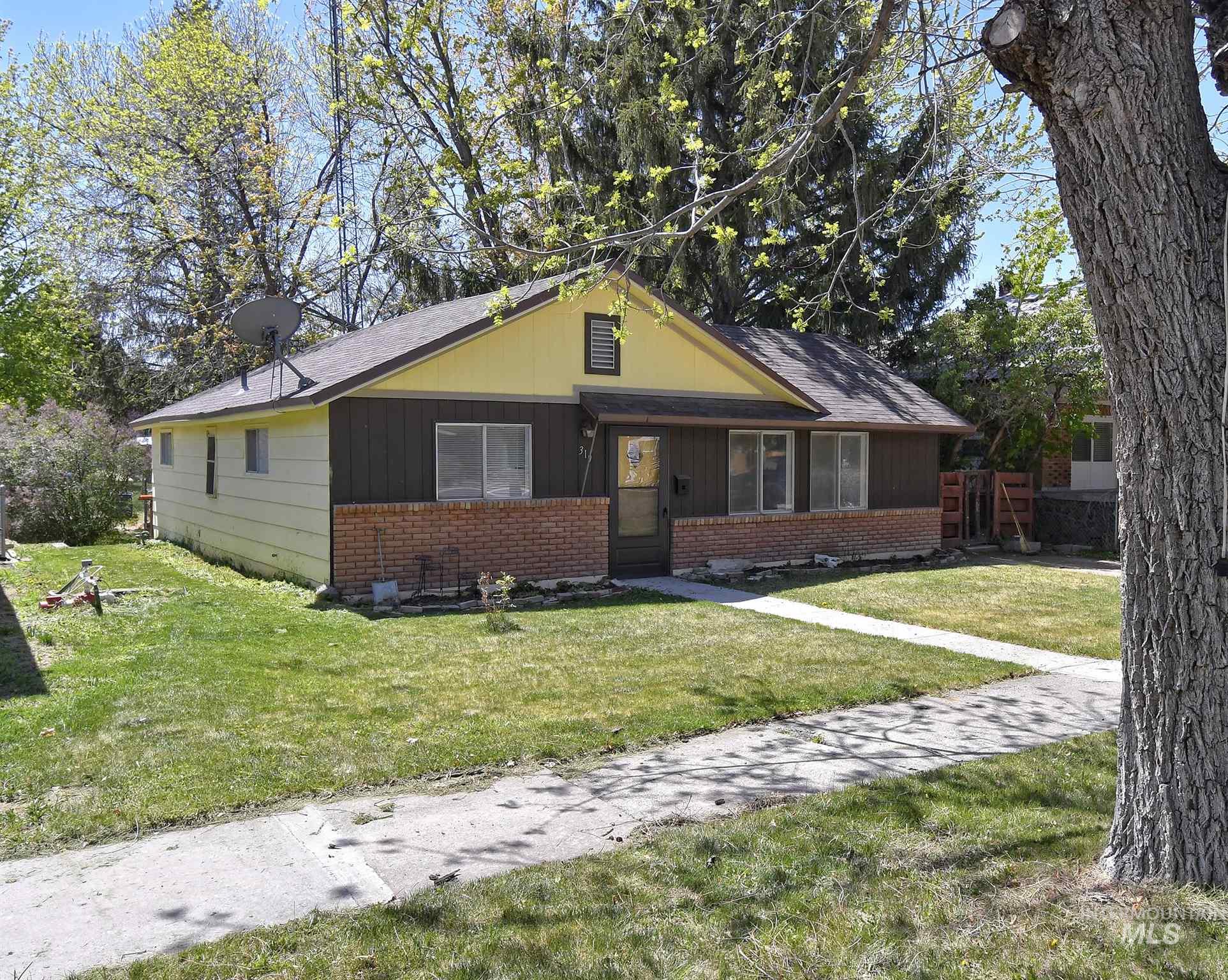 305 W Avenue F, Jerome ID 83338 House for Sale in Jerome, ID