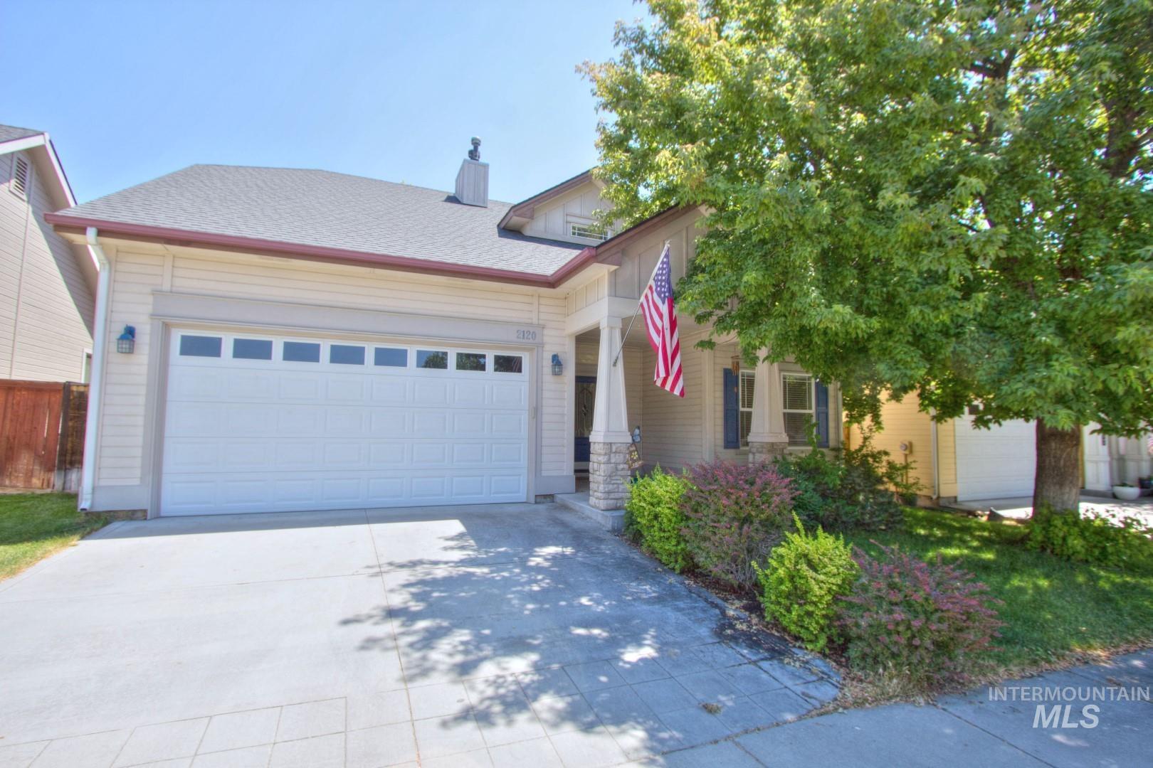 113 N Sevenoaks Ave, Eagle ID 83616 House for Sale in Eagle, ID