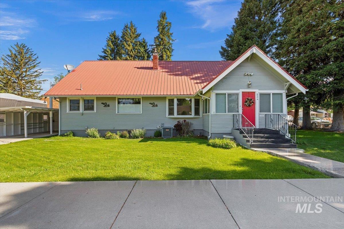 727 E 9th Avenue, Gooding ID 83330 House for Sale in Gooding, ID