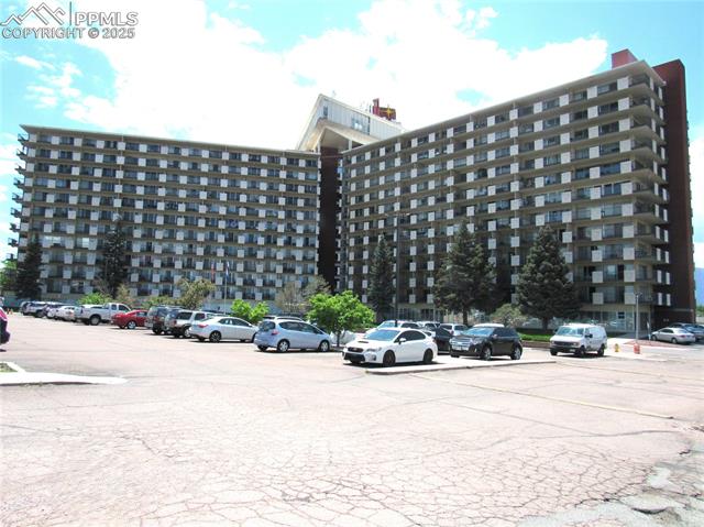 411 Lakewood Circle Unit B1009, Colorado Springs CO 80910