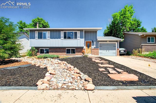 3734 S Vaquero Circle, Colorado Springs CO 80918