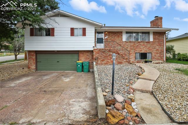 1239 Martin Drive, Colorado Springs CO 80915