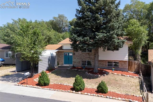652 Squire Street, Colorado Springs CO 80911
