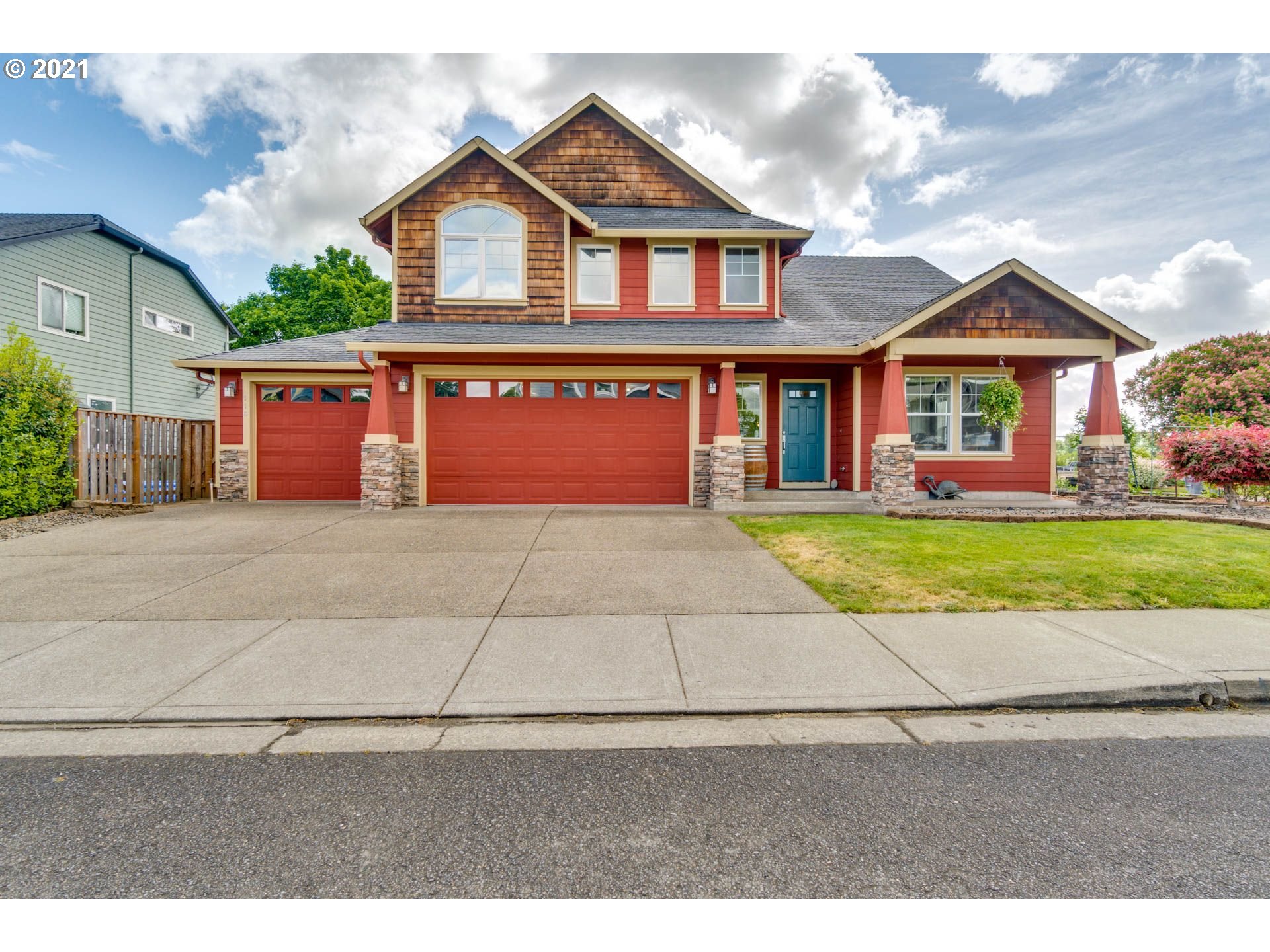 Carlton Oregon Homes for Sale