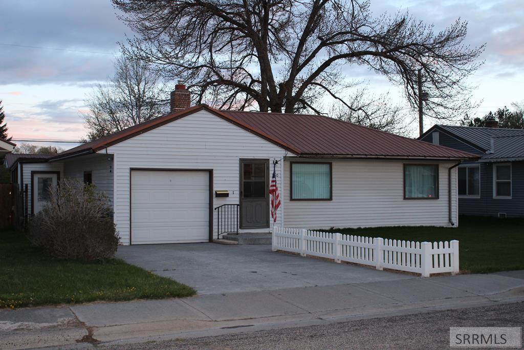 995 Jefferson Avenue, Idaho Falls ID 83402 House for Sale in Idaho Falls, ID