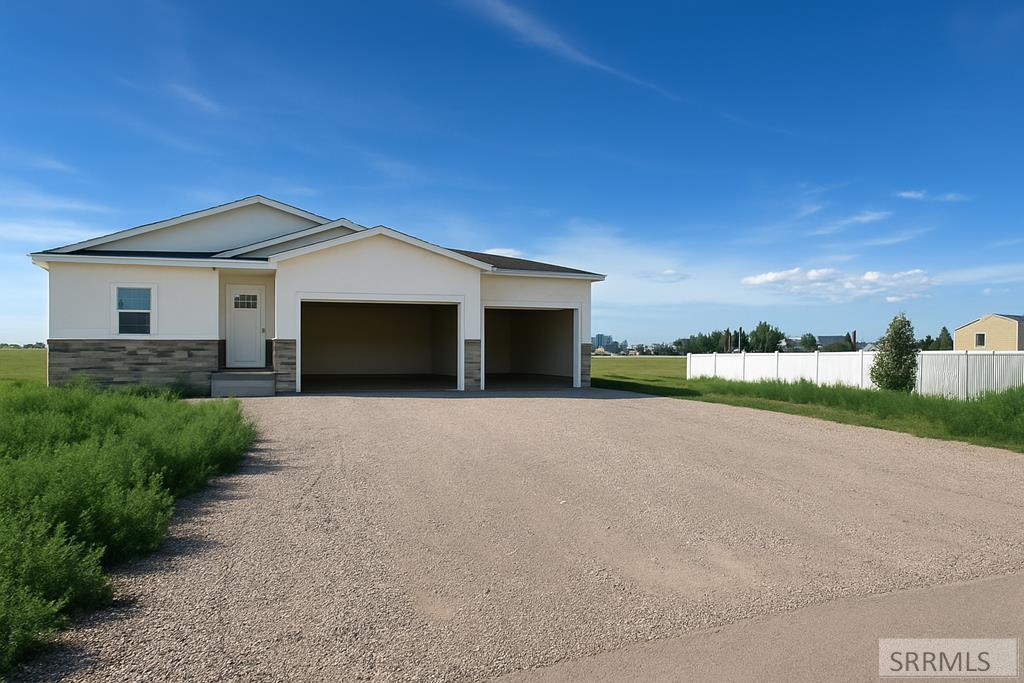102 N Stocktrail Drive, Idaho Falls ID 83401