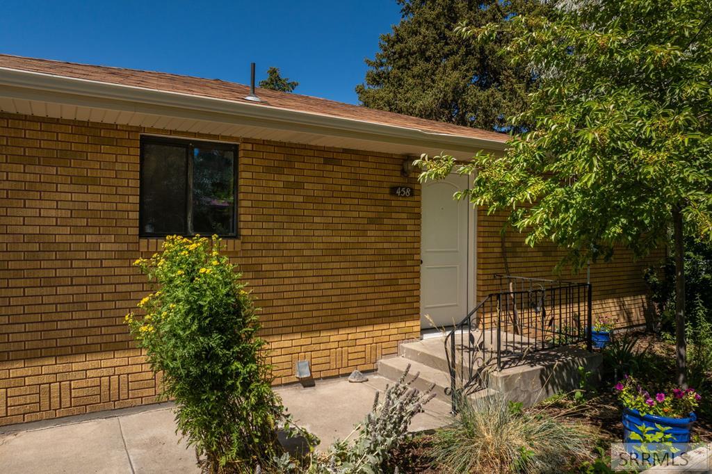 458 Skyline Drive, Pocatello ID 83204