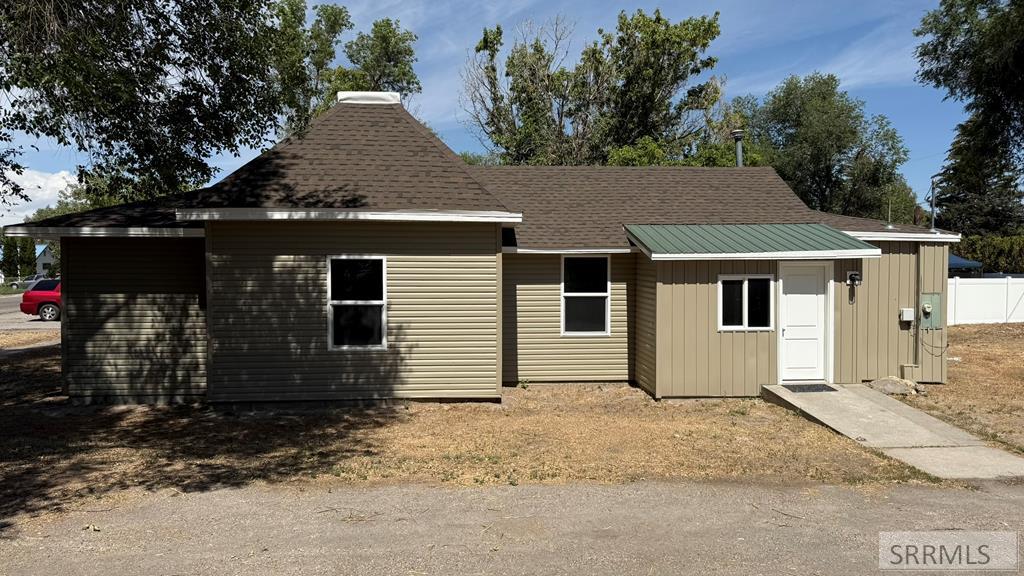 700 N Shilling Avenue, Blackfoot ID 83221
