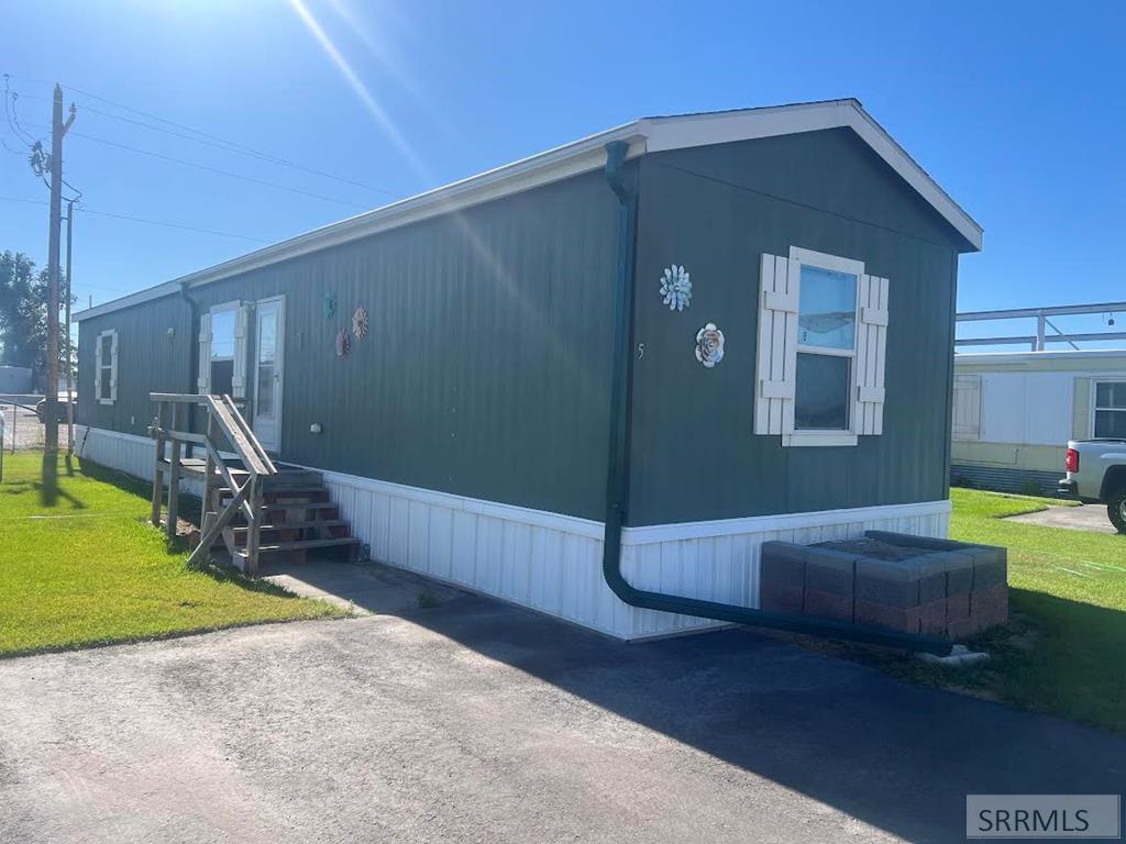 2374  #5 E Iona Road Unit 5, Idaho Falls ID 83401
