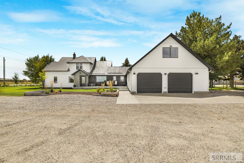 8877 N 45th E, Idaho Falls ID 83401