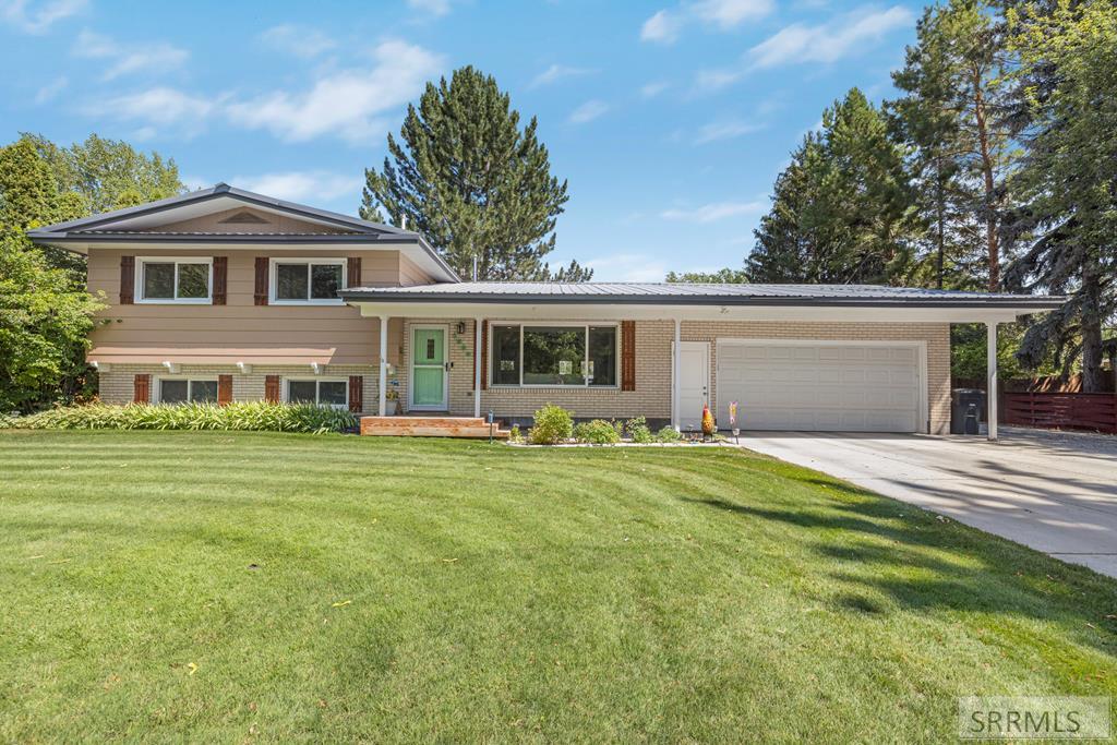 1885 S Sabin Drive, Ammon ID 83406