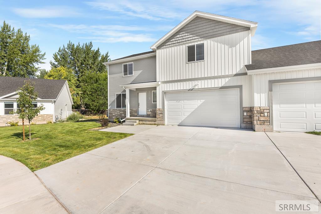 3225 E Reynard Ln, Idaho Falls ID 83401