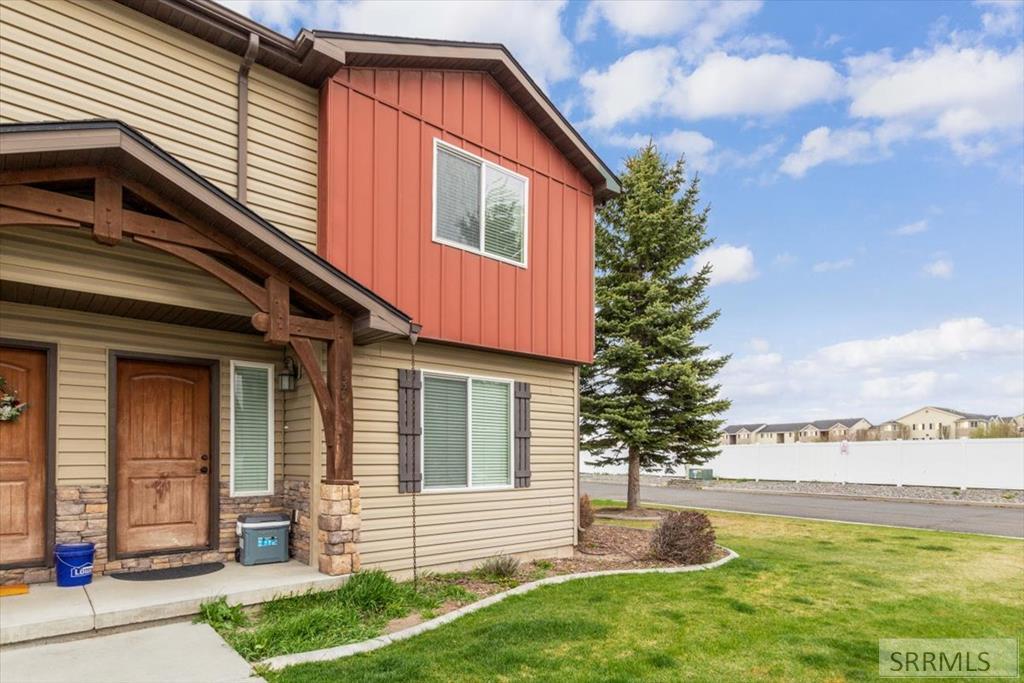 530 Sunflower Road, Rexburg ID 83440