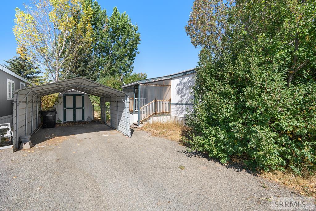 2197 N Pinewood Drive, Idaho Falls ID 83404