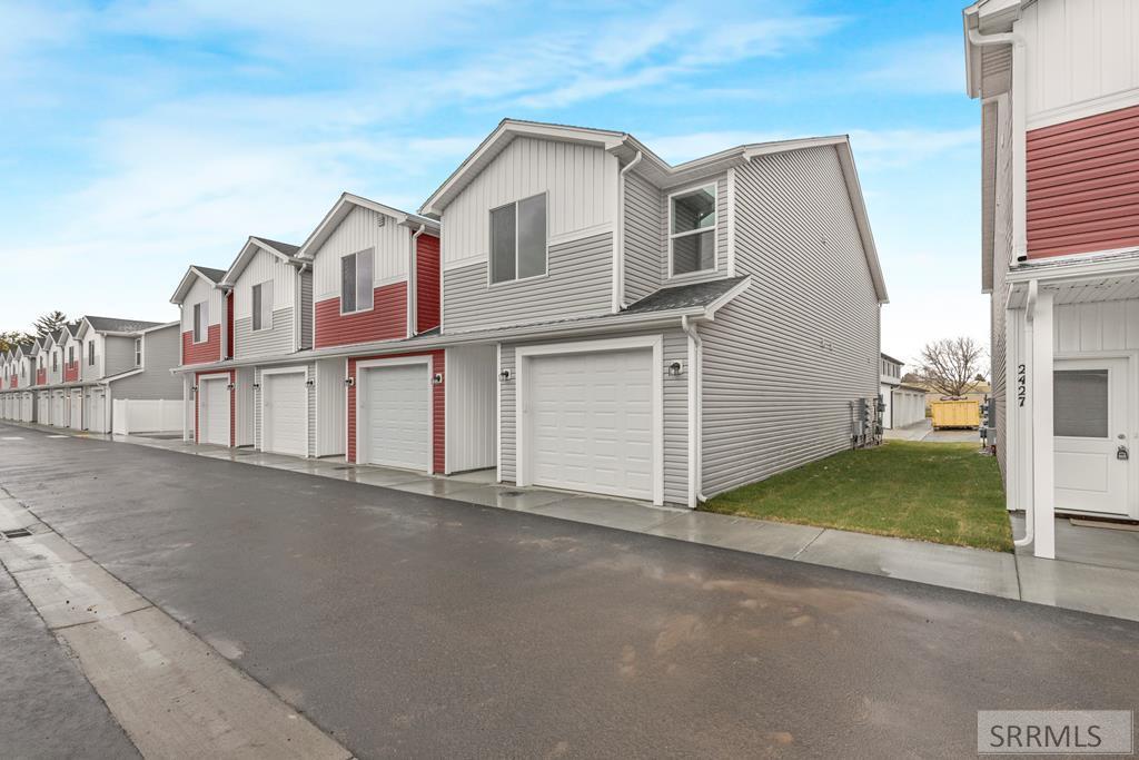 2397 Caddis Way, Idaho Falls ID 83404