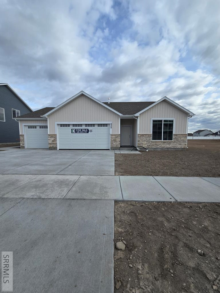 628 S 2315 W, Rexburg ID 83440