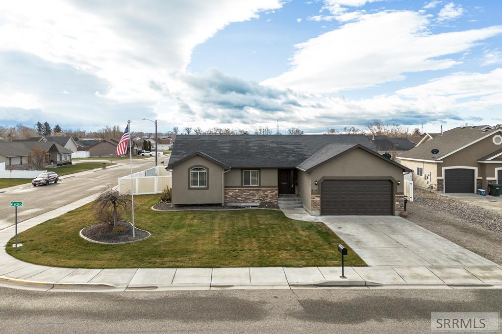 805 W Falcon Circle, Blackfoot ID 83221