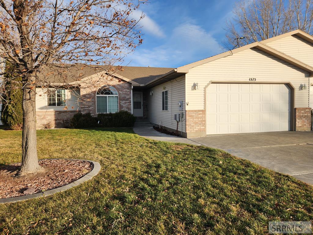 1575 Windsor Drive, Ammon ID 83406