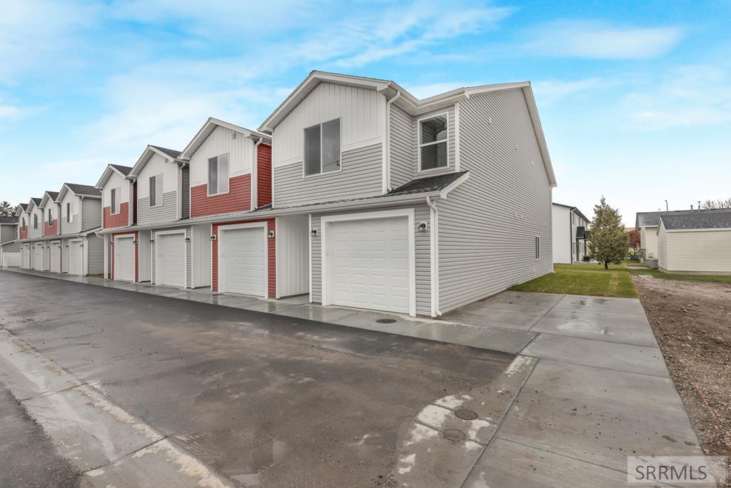 2371 Caddis Way, Idaho Falls ID 83401