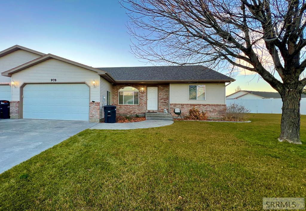 978 Edinburg Circle, Ammon ID 83406