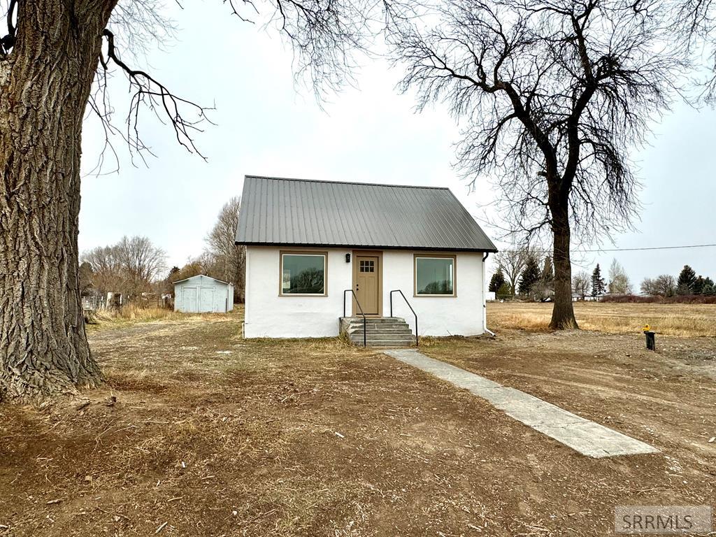 487 N 3450 E, Lewisville ID 83431