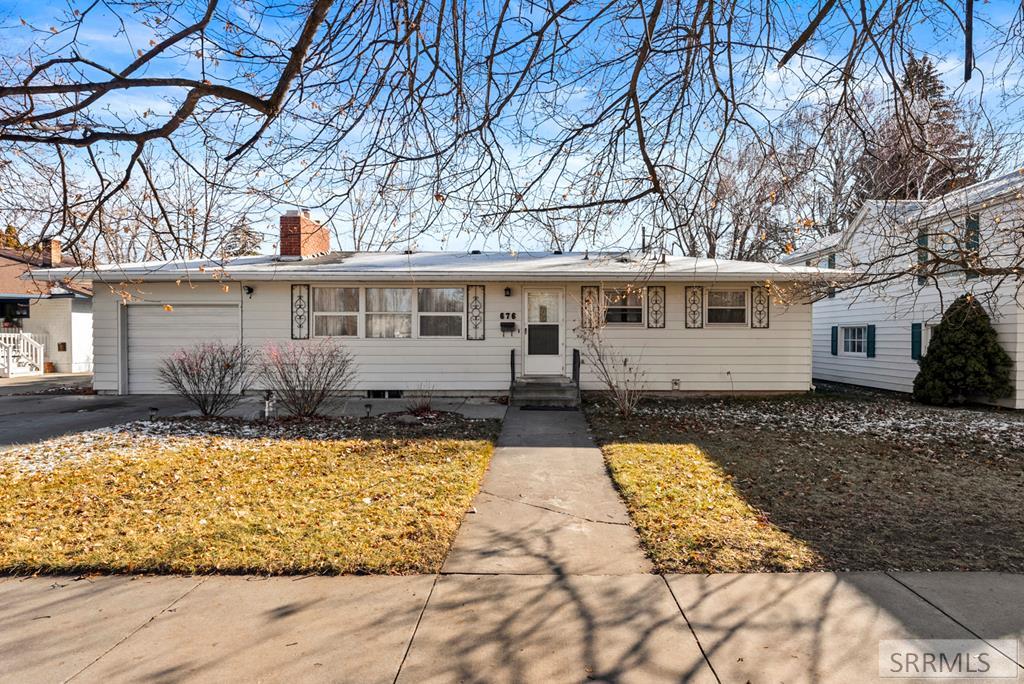 676 S Shilling Avenue, Blackfoot ID 83221