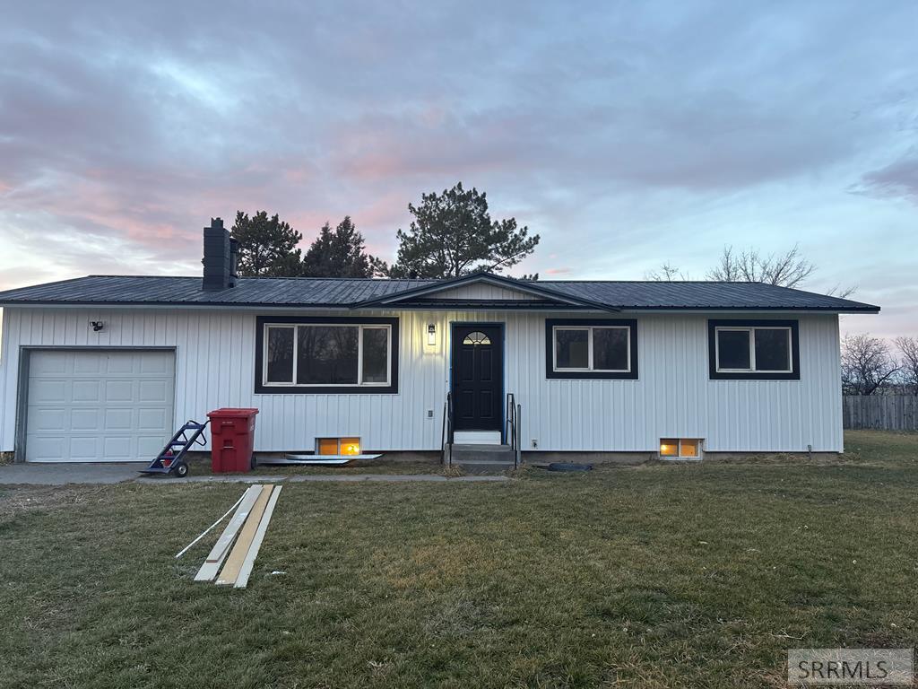 7218 S Holmes Avenue, Idaho Falls ID 83401