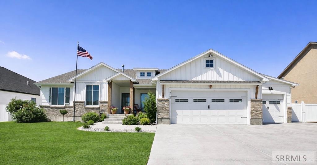 2737 Pinfire Creek, Ammon ID 83406