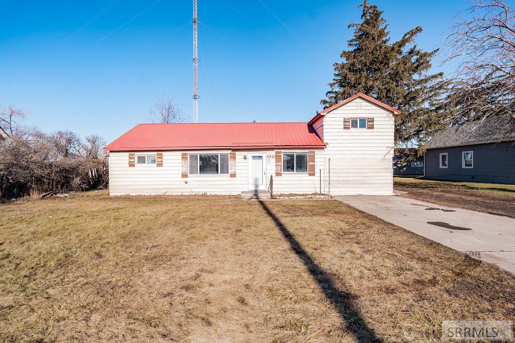 2835 E Lincoln Road, Idaho Falls ID 83401