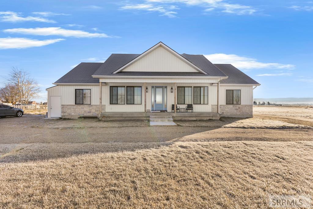 1423 N 950 E, Shelley ID 83274