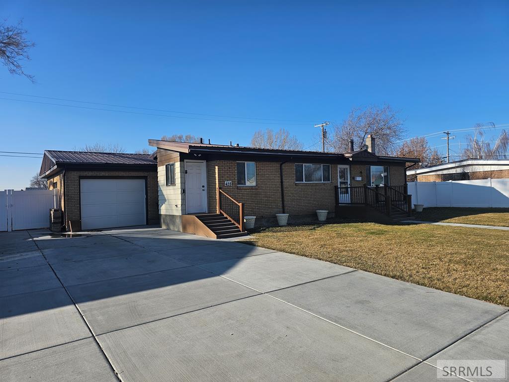 428 Edwards Avenue, Shelley ID 83274