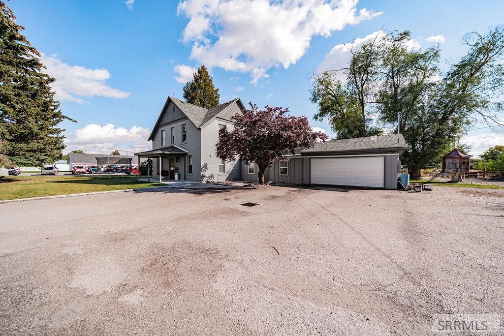 626 Riverton Road, Blackfoot ID 83221
