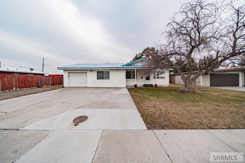 1715 S Curlew Drive, Idaho Falls ID 83406