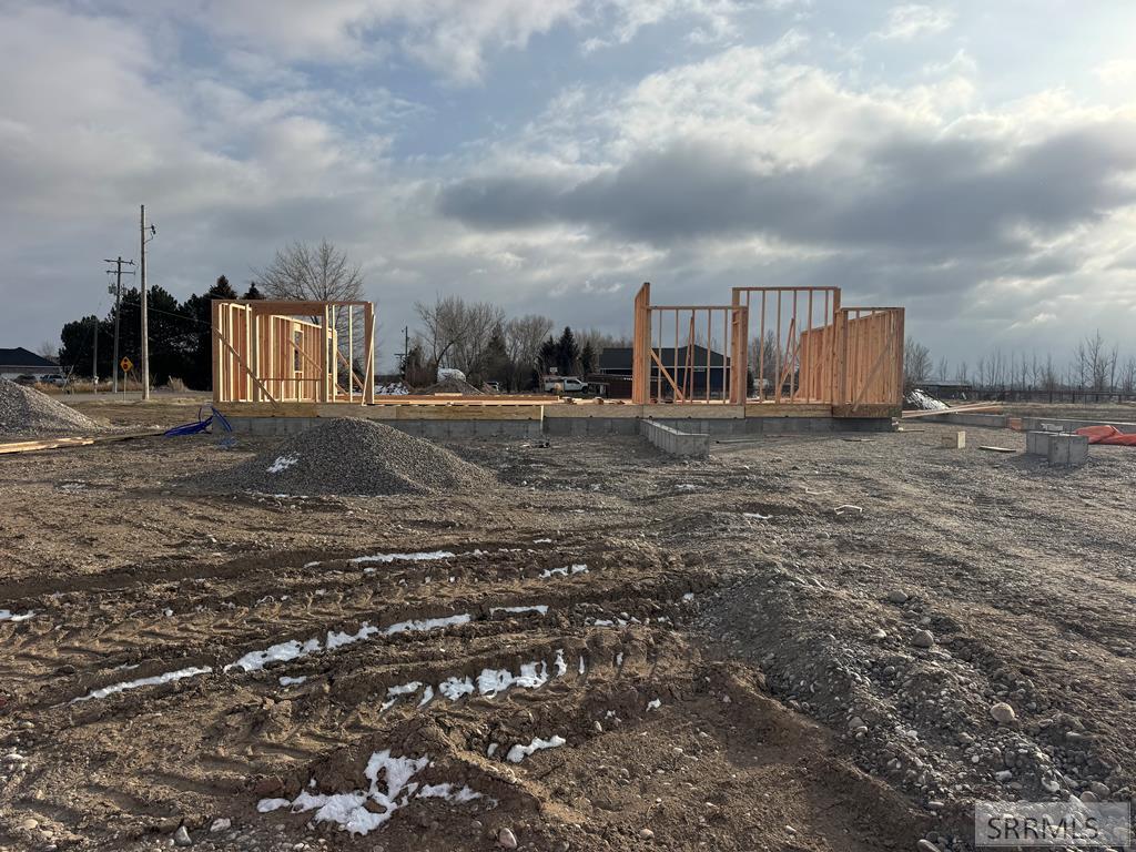 303 W 320 N, Blackfoot ID 83221