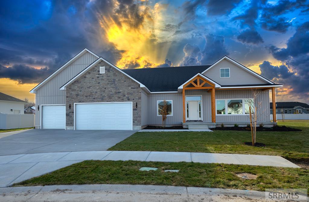 4378 Highland Springs Cir, Ammon ID 83406