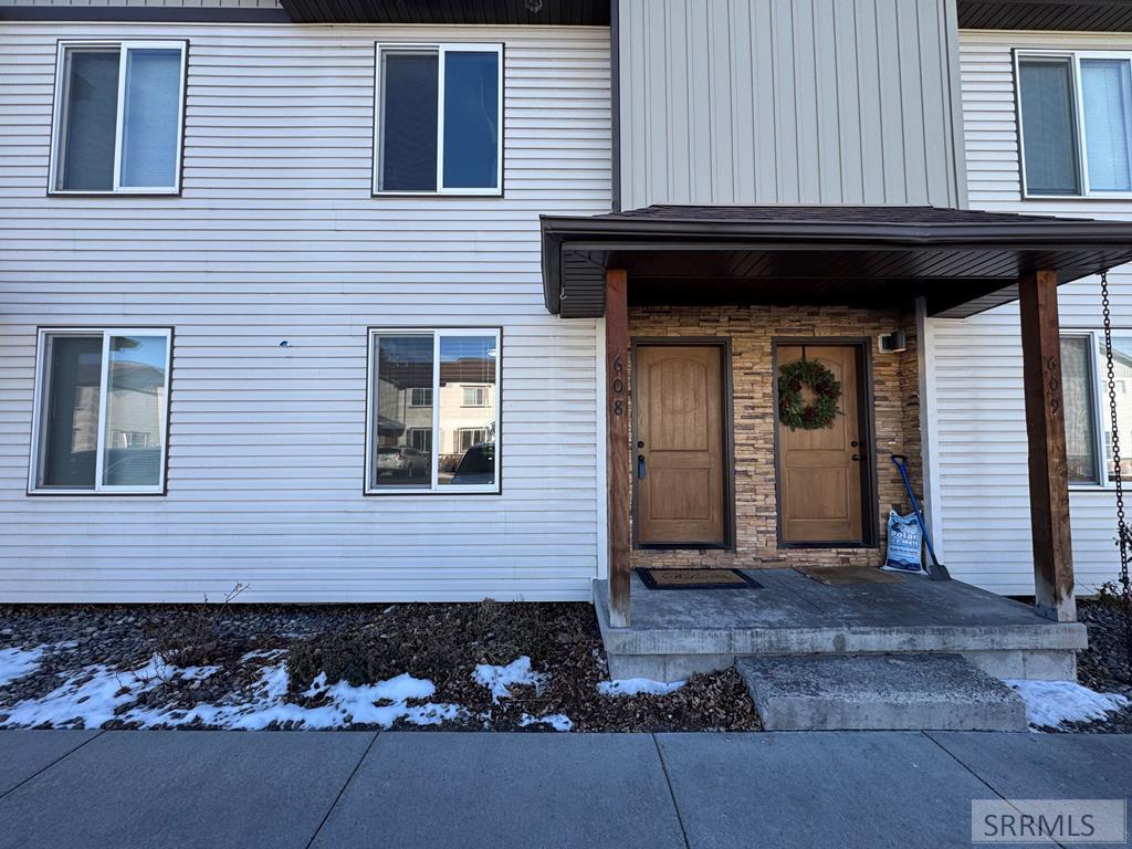 446 W 6th S Unit 608, Rexburg ID 83440