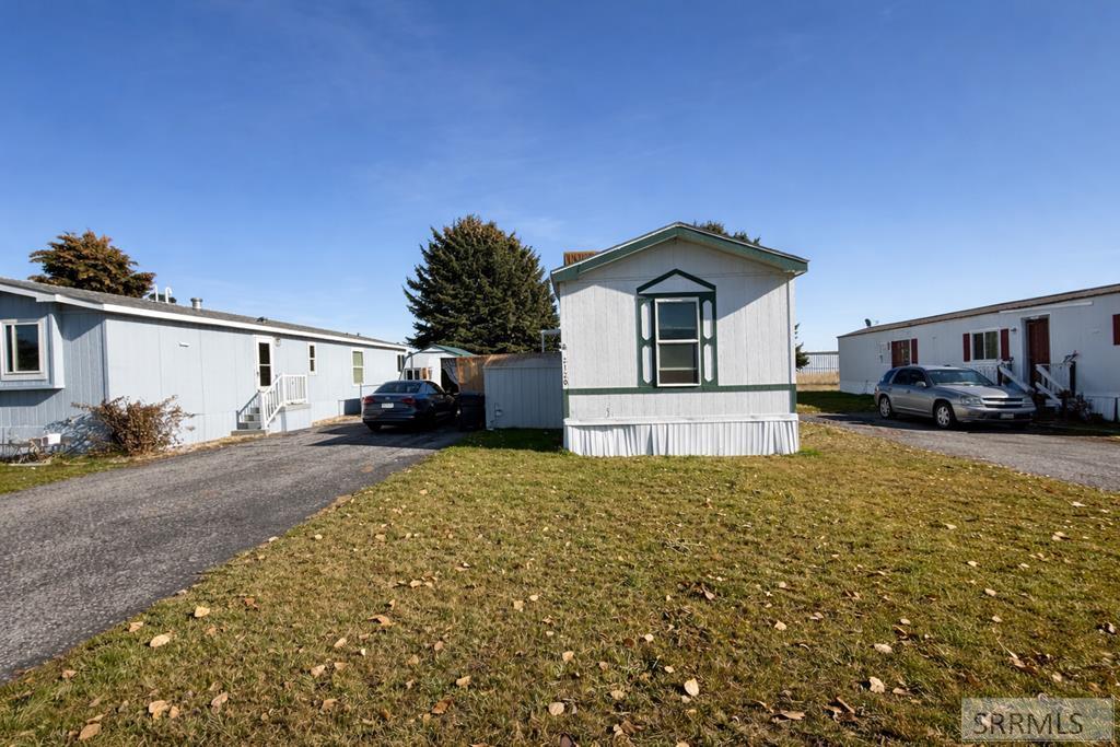 2120 Whispering Pines Drive, Idaho Falls ID 83401