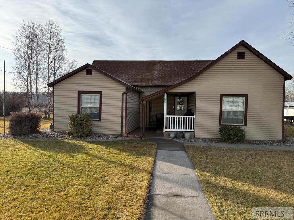 713 W Hwy 39, Blackfoot ID 83221
