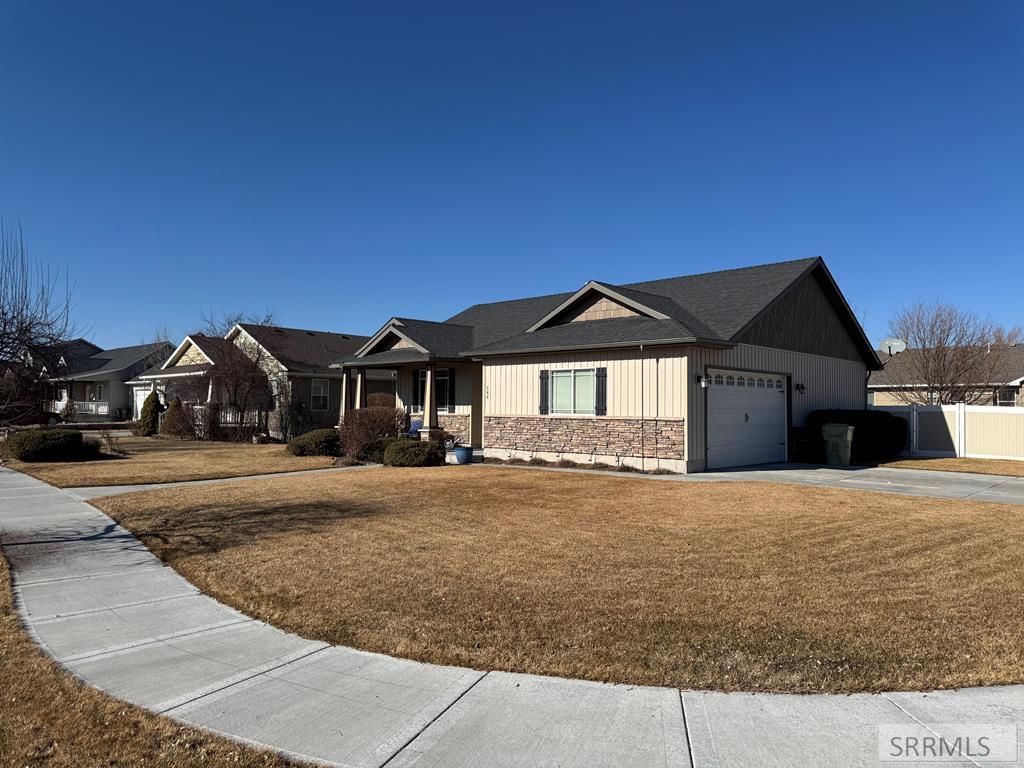 586 Bainbridge Lane, Idaho Falls ID 83404