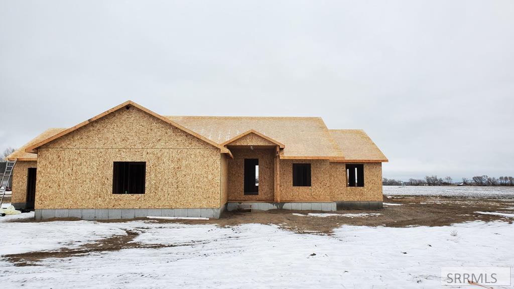 345 N 690W Lemhi Road, Blackfoot ID 83221