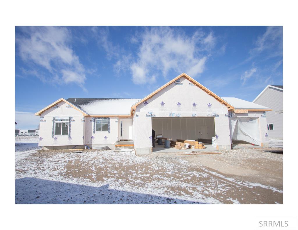 41 N White Pine Ln, Rigby ID 83442