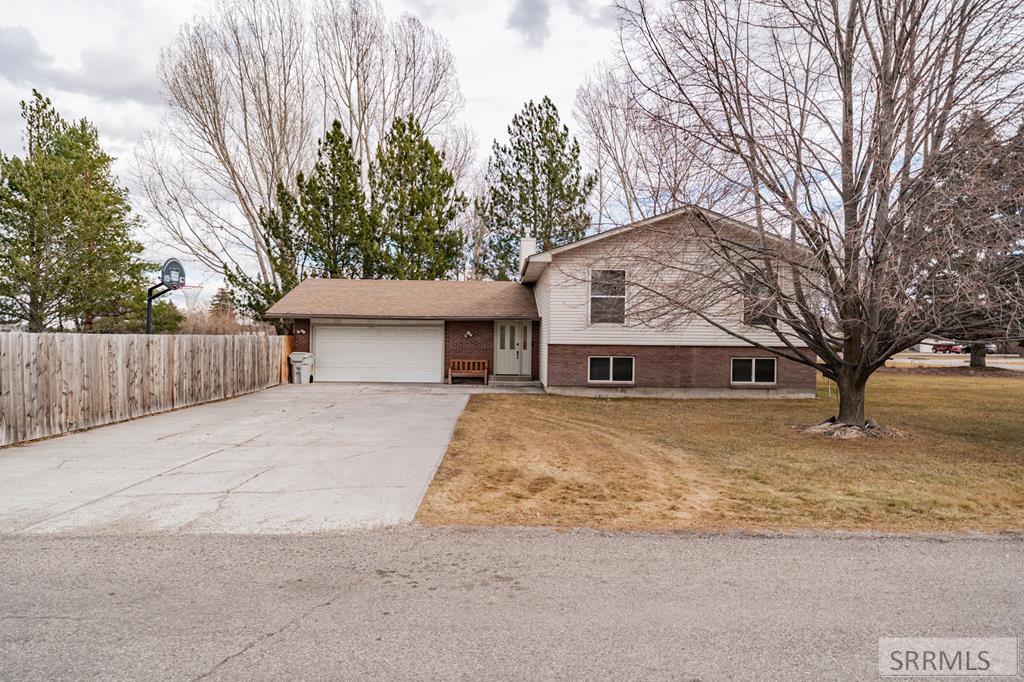 3 S 660 W, Blackfoot ID 83221