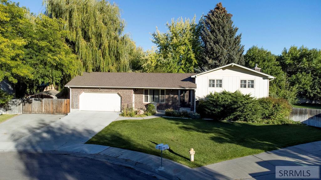 649 Brentwood Circle, Idaho Falls ID 83402