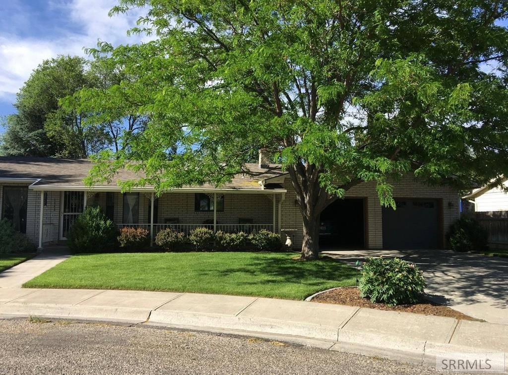 1545 Rosewood Circle, Idaho Falls ID 83401