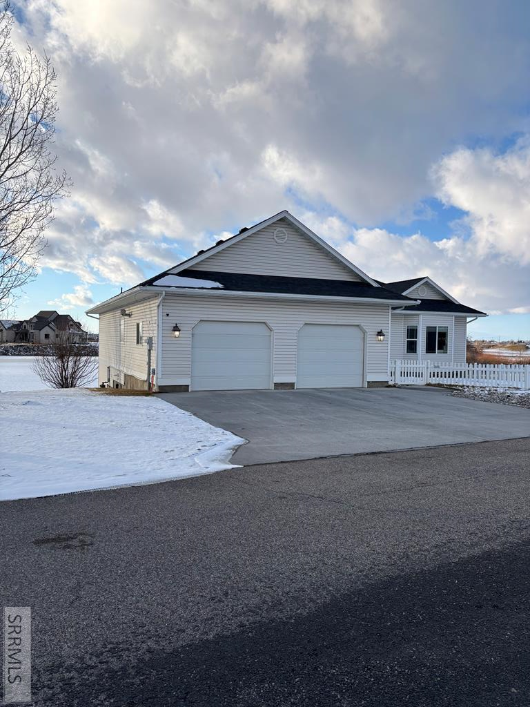 4678 Harbor Front Drive, Idaho Falls ID 83402