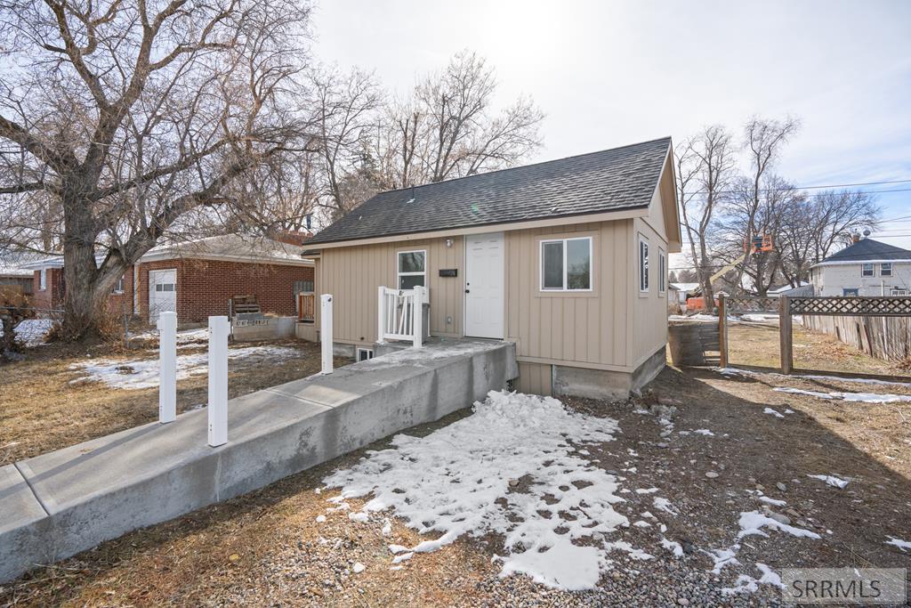 416 E 17th Street, Idaho Falls ID 83404