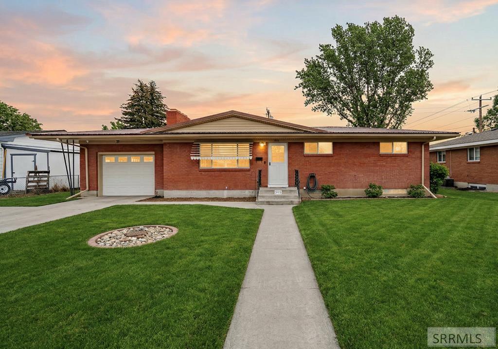 385 Shelley Avenue, Shelley ID 83274