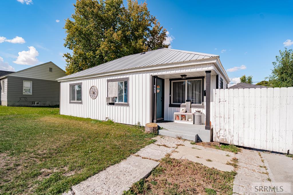 155 E Crowley Street, Idaho Falls ID 83402